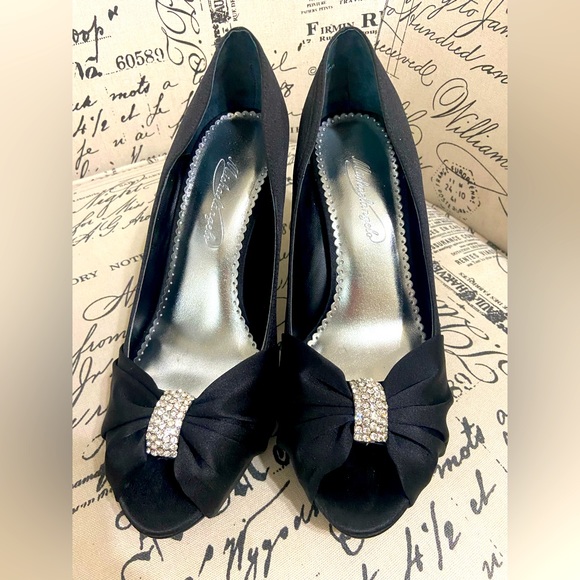 David’s Bridal Michelangelo Women’s High Heels Stilettos Size 8 - Picture 5 of 11